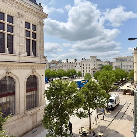 Apartment Pause Sur La Place Poitiers